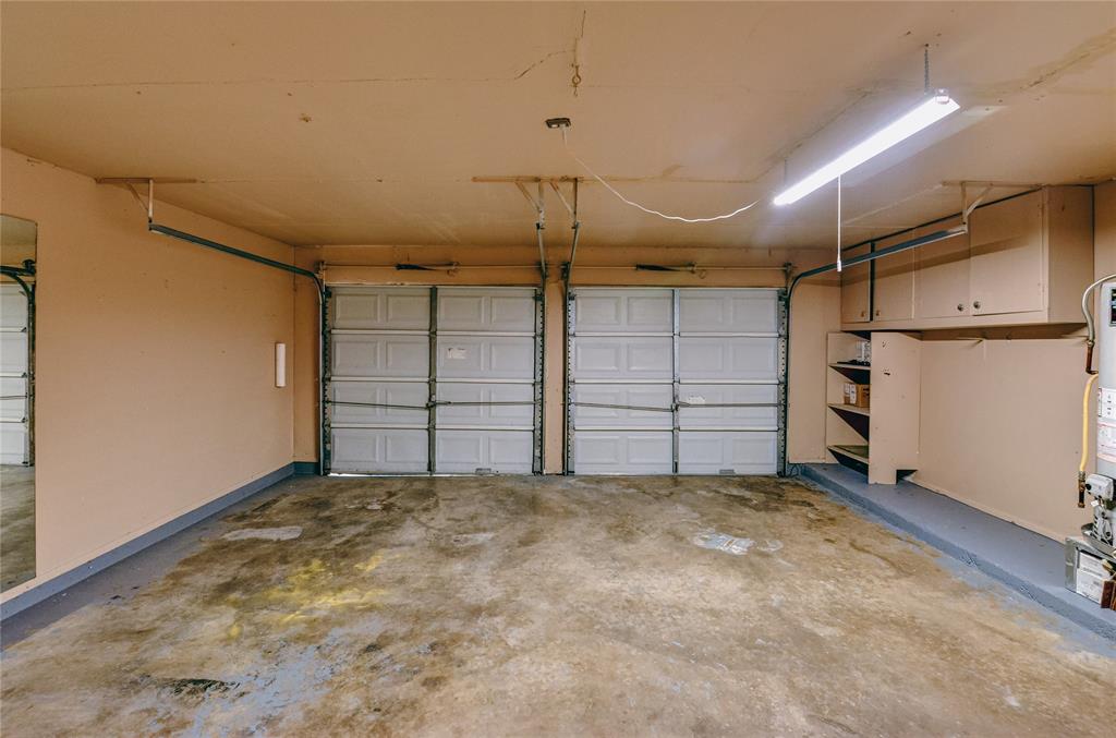 7524 Overhill Road Fort Worth, TX 76116 - Photo 12 of 28 Gallery Image 12
