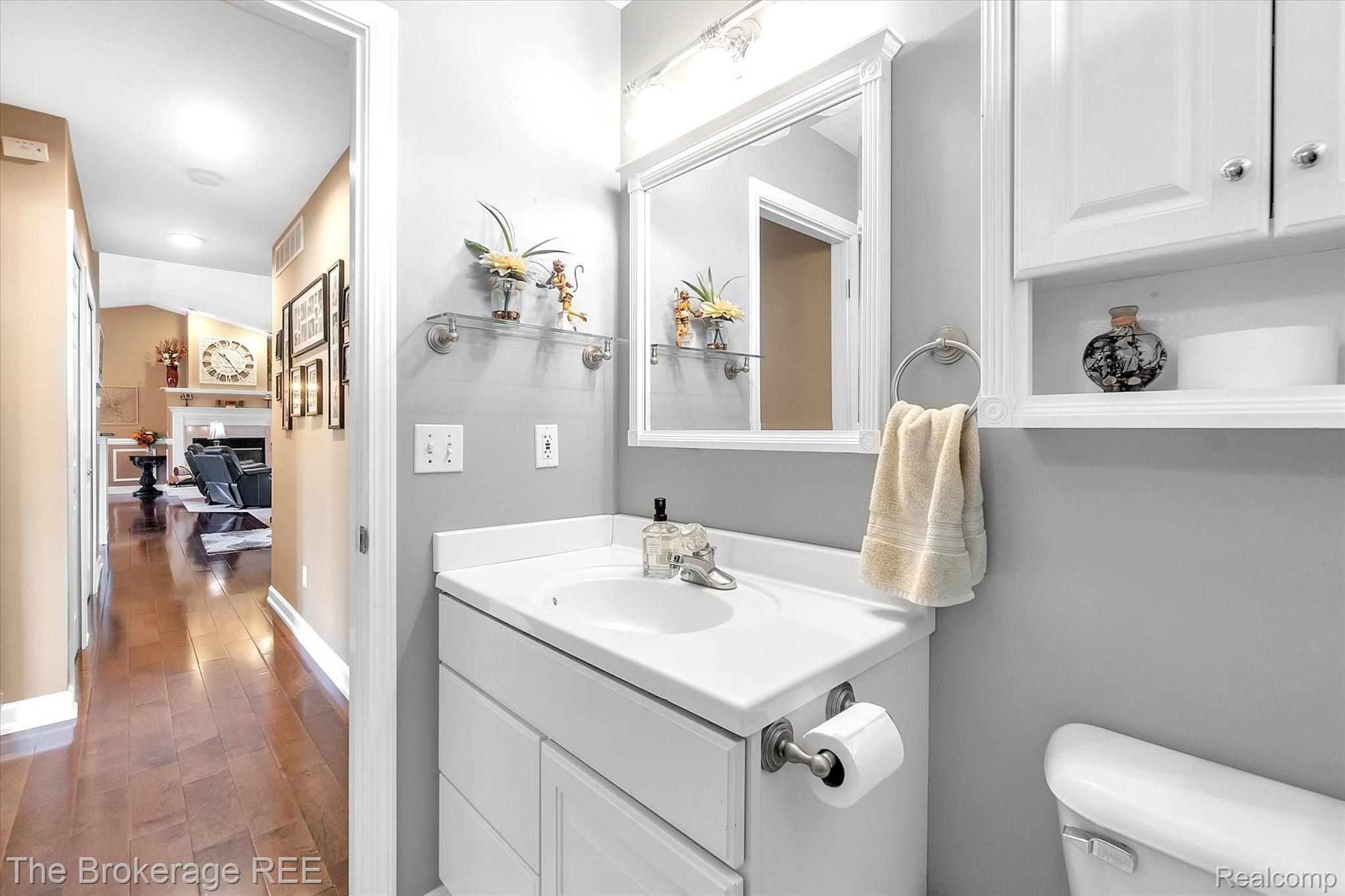 9202 North Webster Road Clio, MI 48420 - Photo 15 of 51 Main floor bathroom