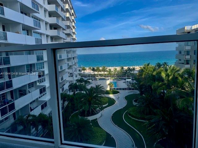 100 Lincoln Road, Unit 819 Miami Beach, FL 33139 - Photo 13 of 33