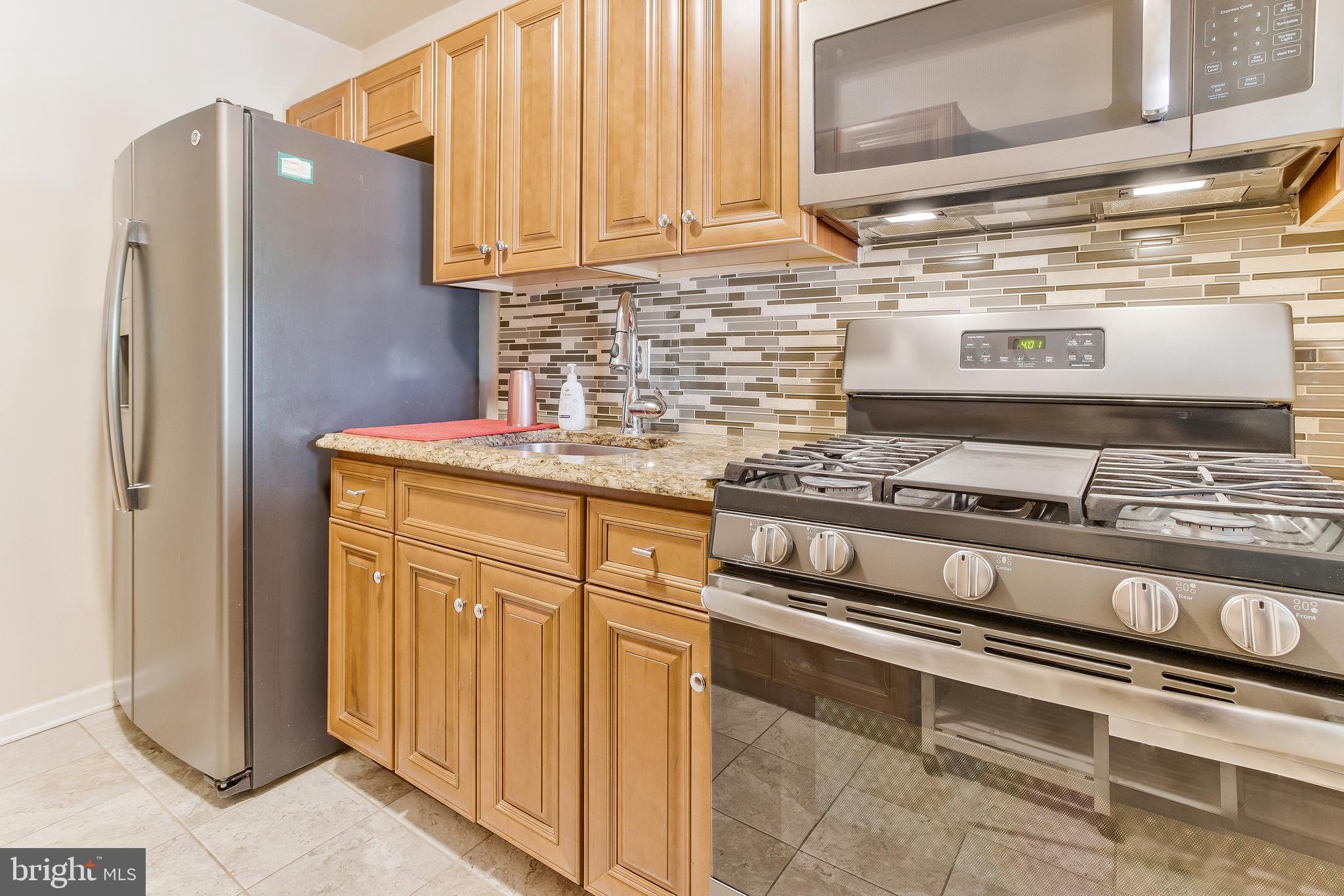 560 Chalcot Square Essex, MD 21221 - Photo 13 of 28