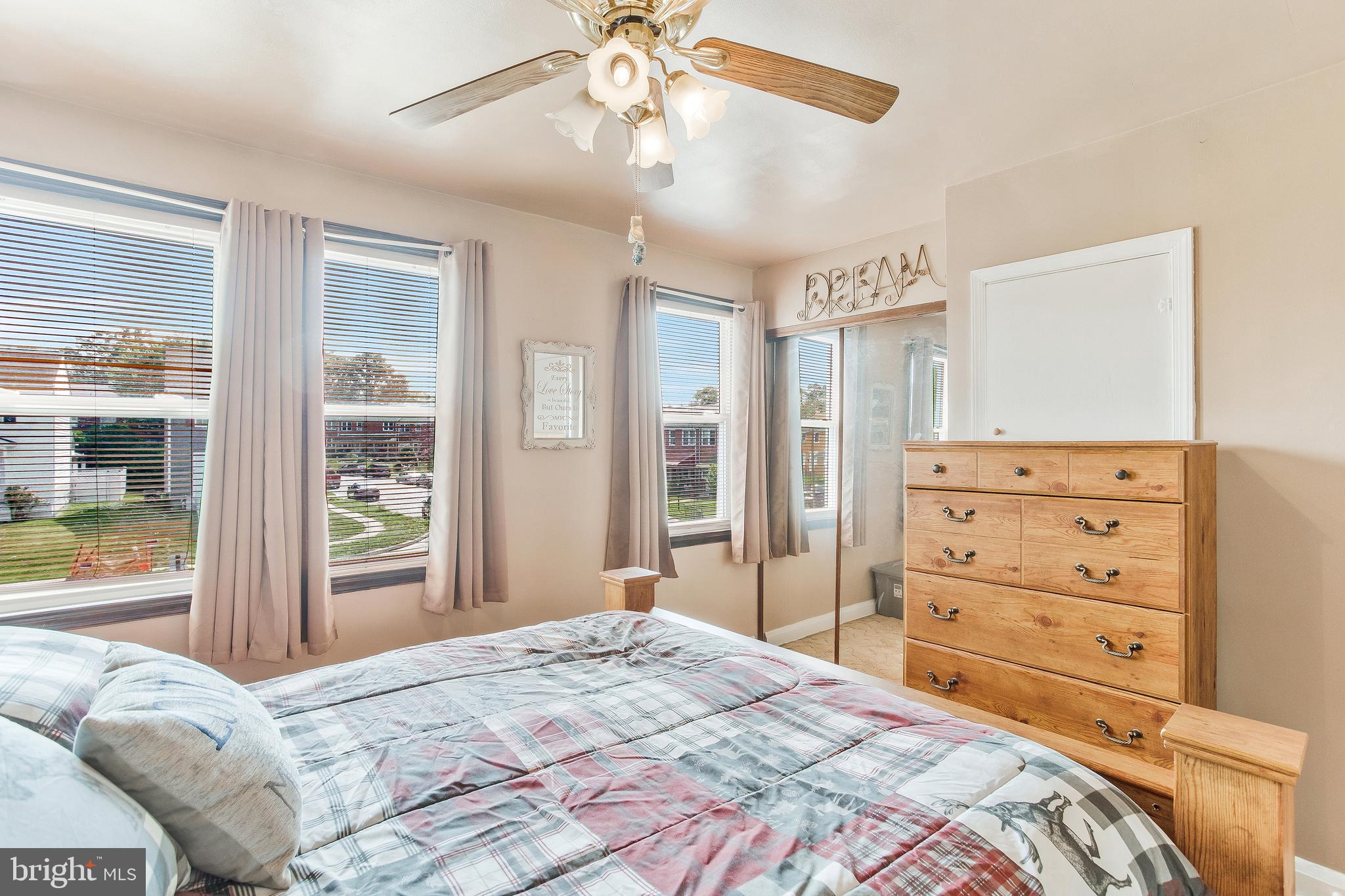 560 Chalcot Square Essex, MD 21221 - Photo 16 of 28