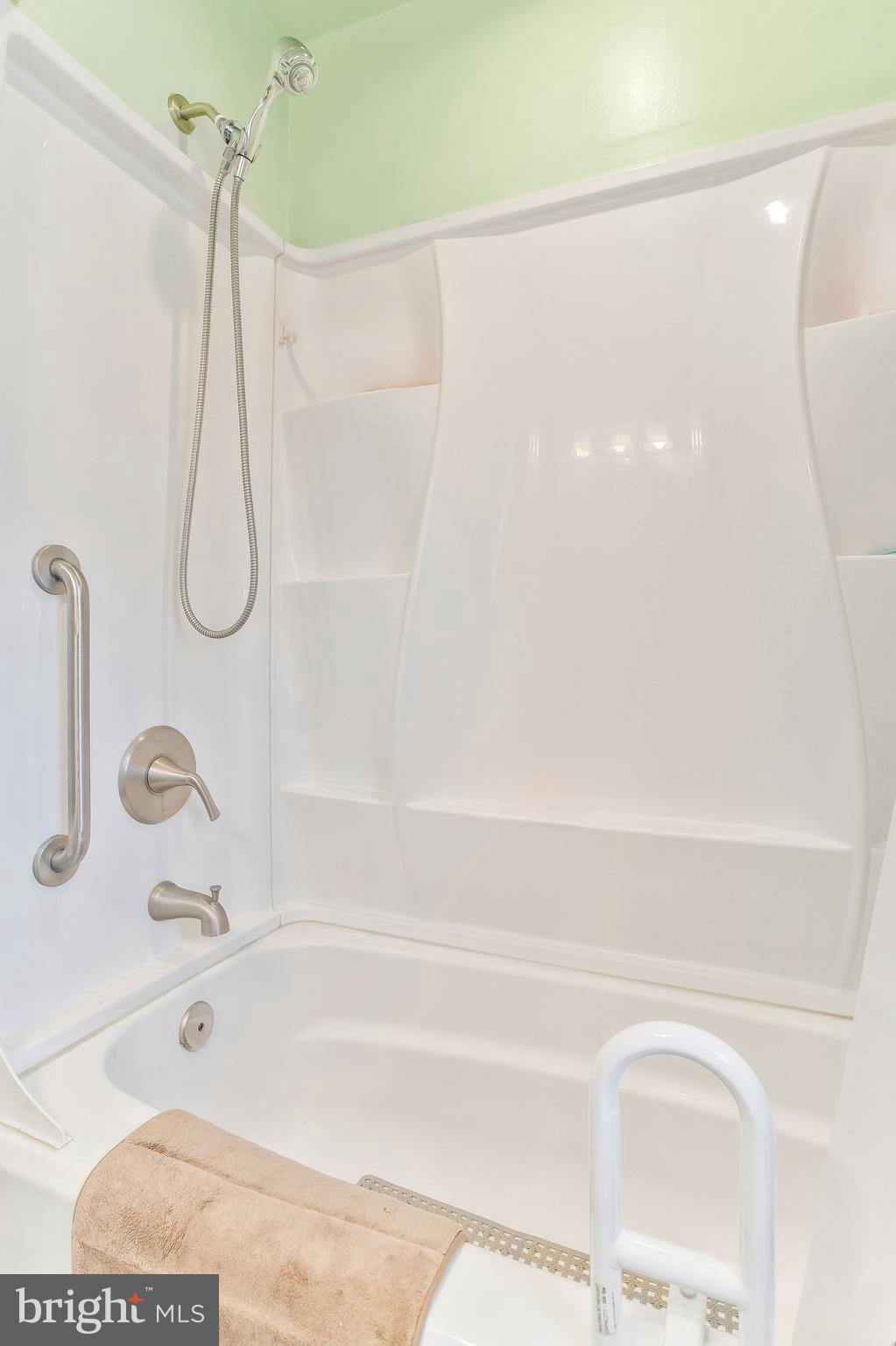 560 Chalcot Square Essex, MD 21221 - Photo 20 of 28