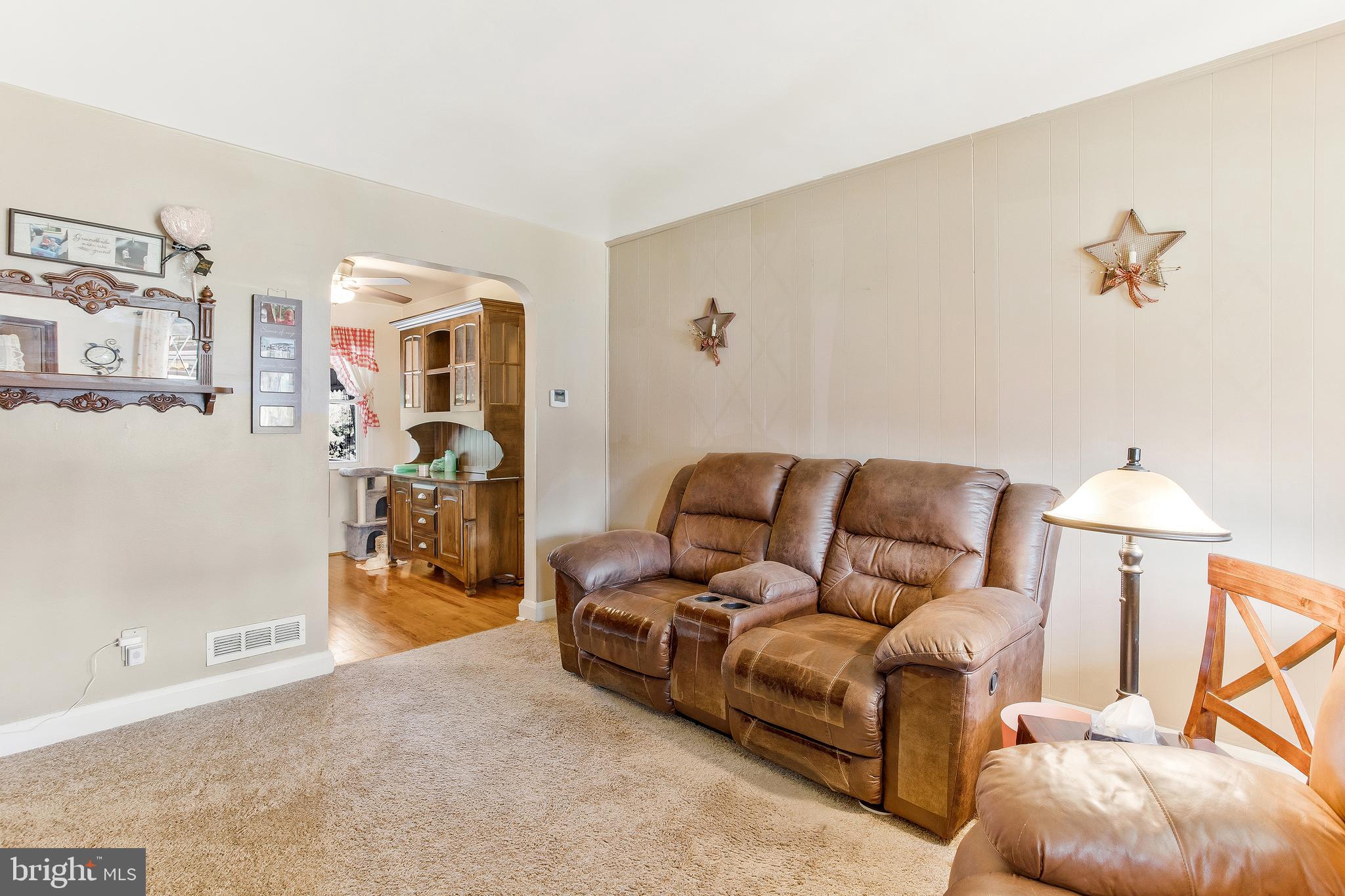 560 Chalcot Square Essex, MD 21221 - Photo 7 of 28