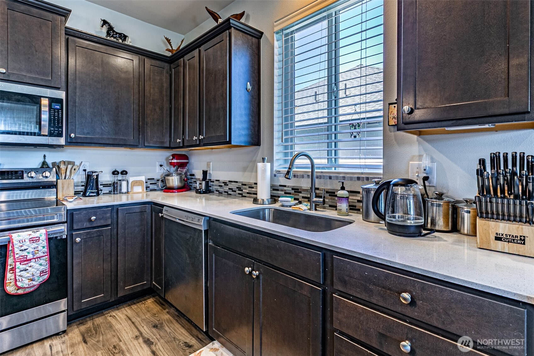 830 Maple Lane Southwest Orting, WA 98360 - Photo 18 of 28