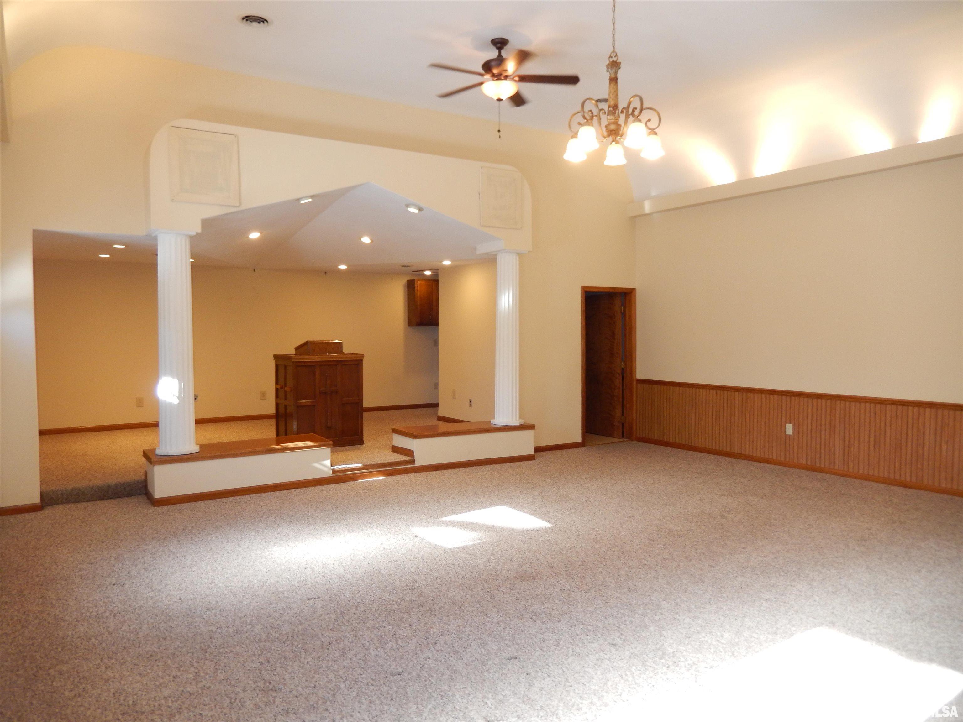 320 North Mechanic Street Macomb, IL 61455 - Photo 18 of 30