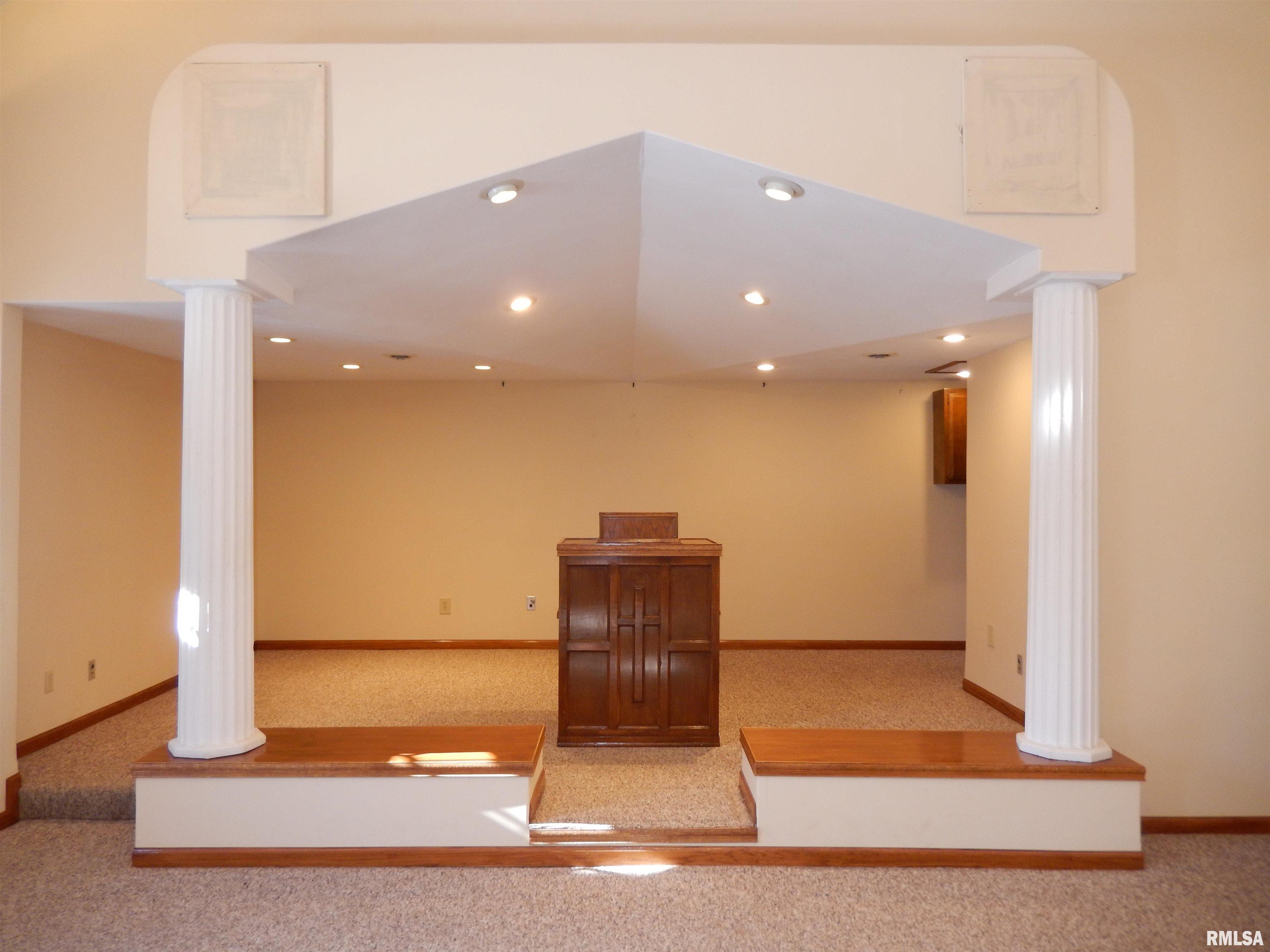 320 North Mechanic Street Macomb, IL 61455 - Photo 19 of 30