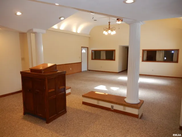 $42,000 | 320 North Mechanic Street, Macomb, IL 61455