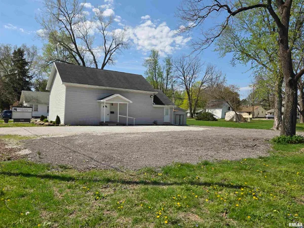 $42,000 | 320 North Mechanic Street, Macomb, IL 61455
