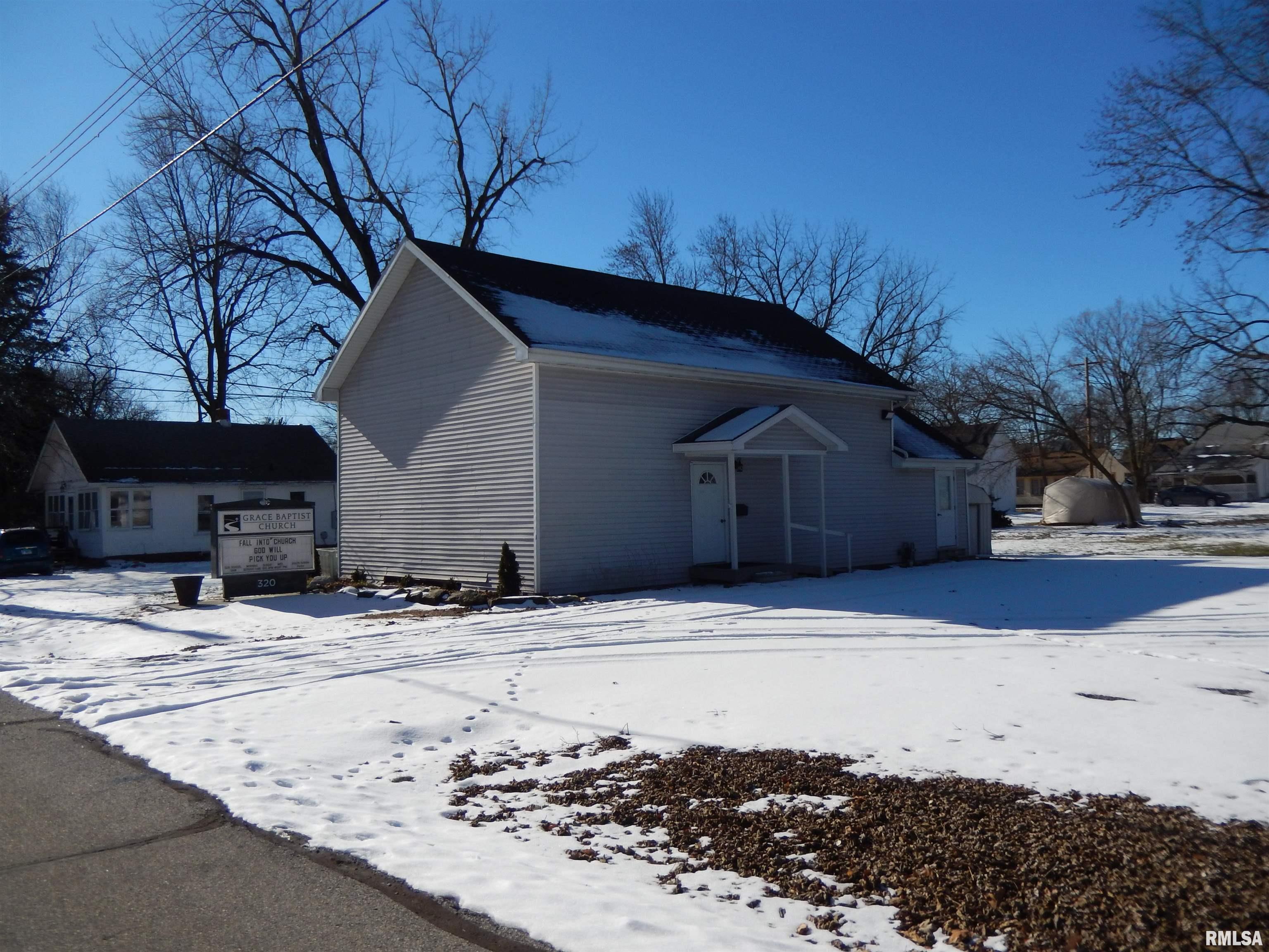 320 North Mechanic Street Macomb, IL 61455 - Photo 9 of 30