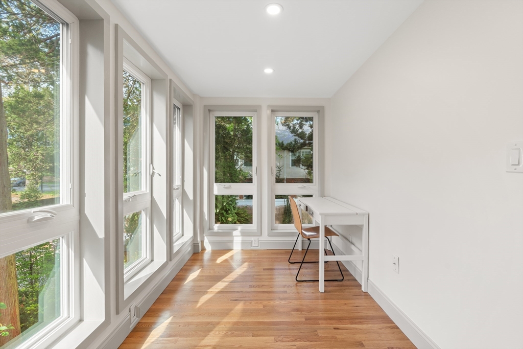 316 Russett Road Chestnut Hill, MA 02467 - Photo 24 of 38