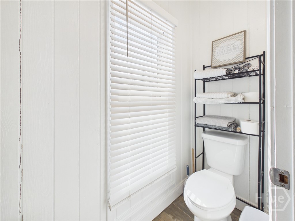 228-232 Hickory Point Buckhead, GA 30625 - Photo 13 of 38 Primary Bathroom