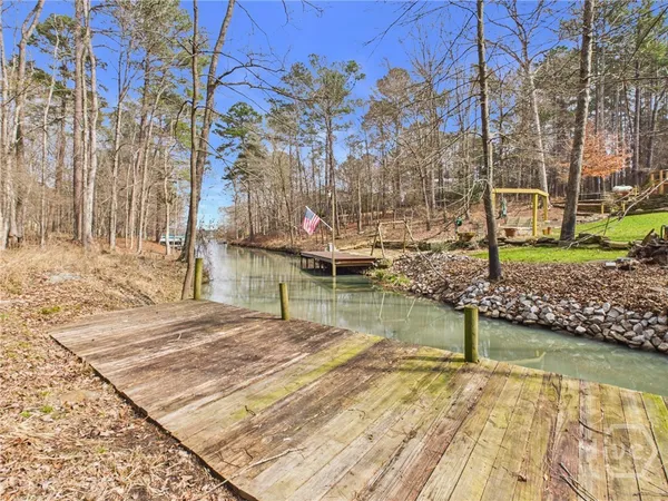$625,000 | 228-232 Hickory Point, Buckhead, GA 30625