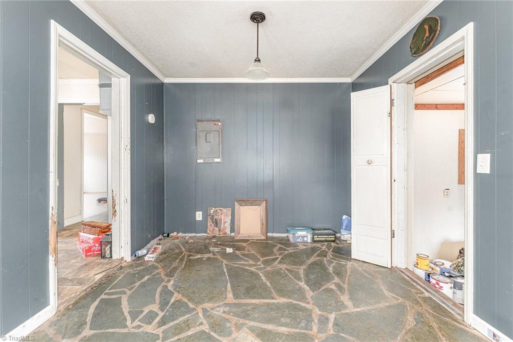 2656 Hopewell Friends Road Asheboro, NC 27205 - Photo 4 of 13 Gallery Image 4