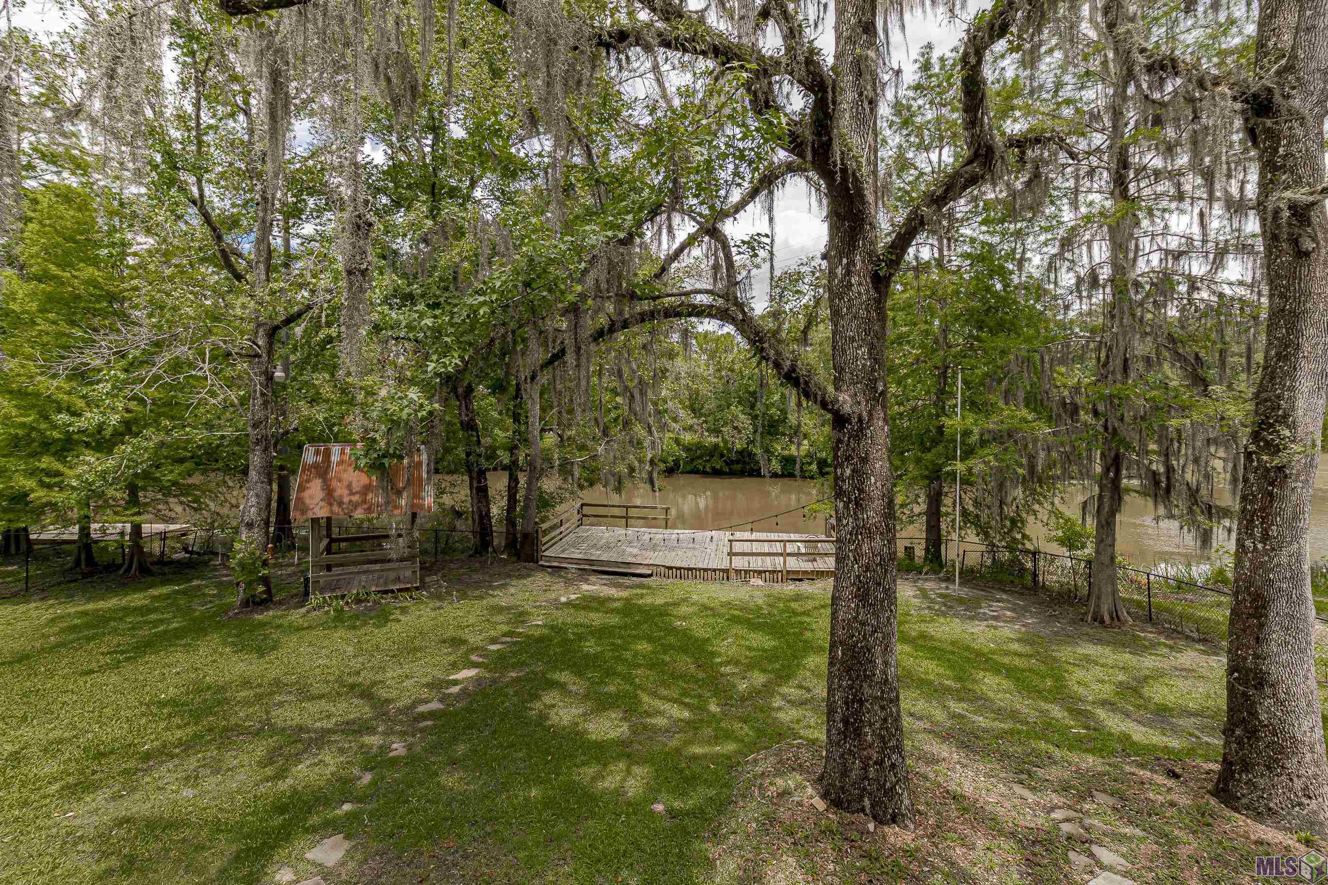 18498 Manchac Point Road Prairieville, LA 70769 - Photo 30 of 33