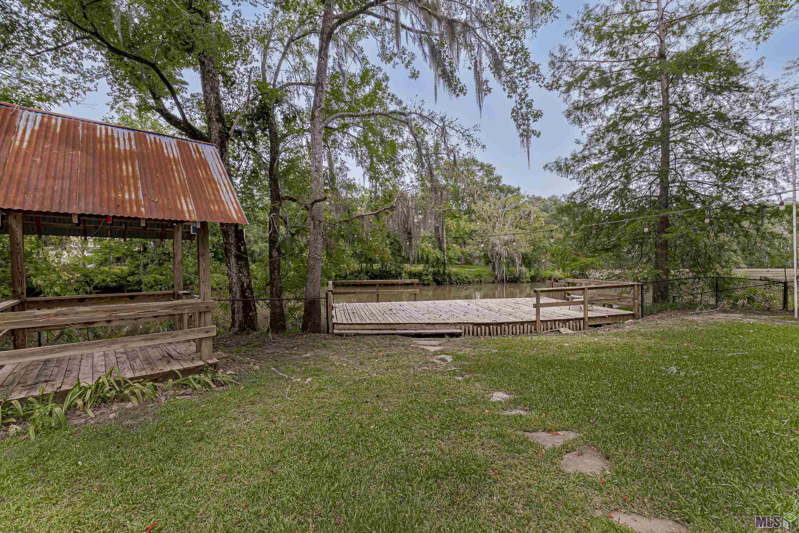 18498 Manchac Point Road Prairieville, LA 70769 - Photo 3 of 33