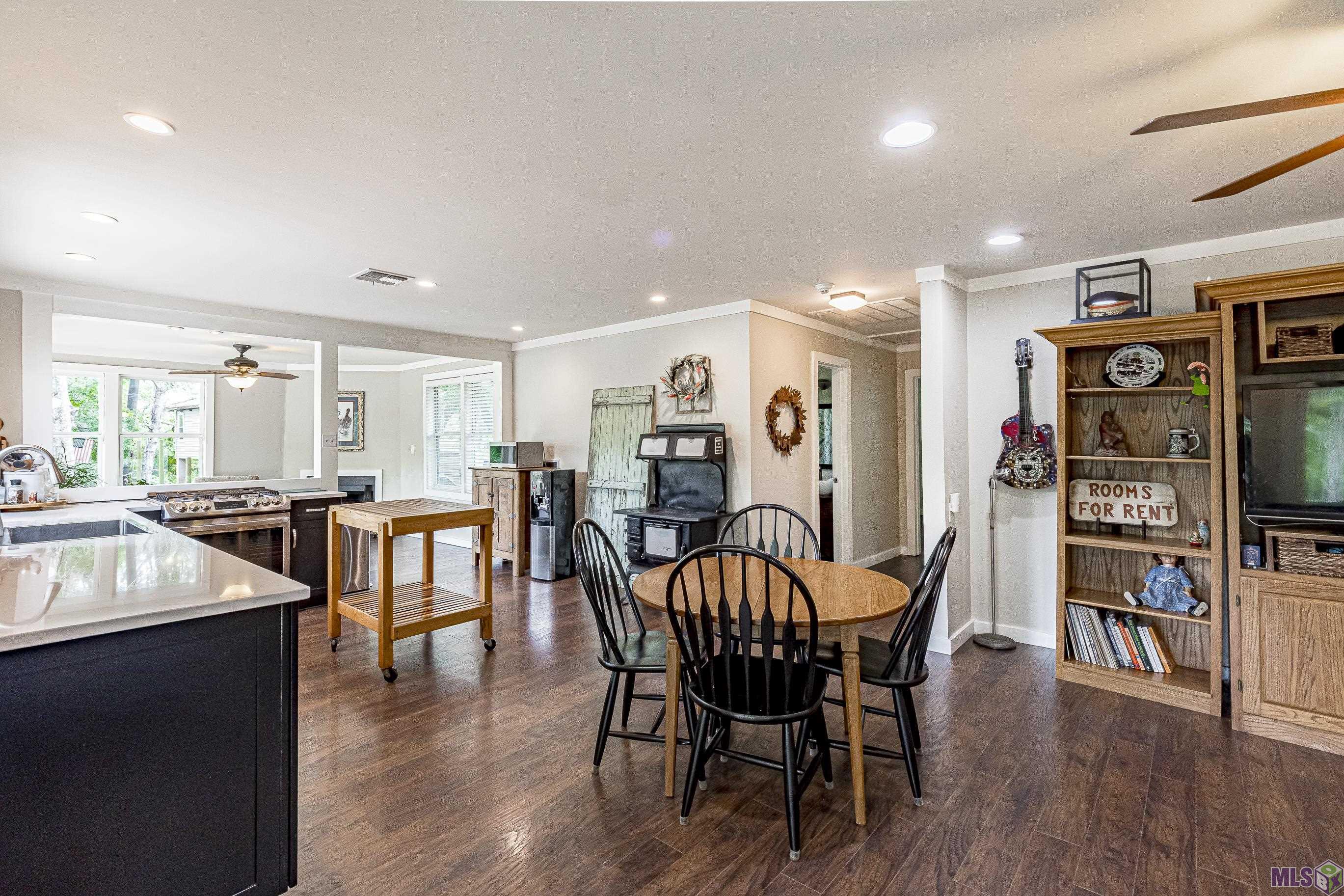 18498 Manchac Point Road Prairieville, LA 70769 - Photo 5 of 33
