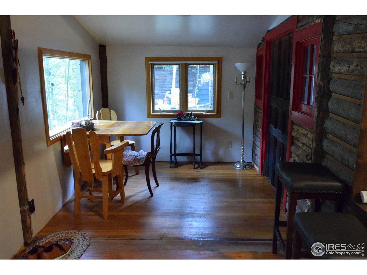 223 Riverside Drive Lyons, CO 80540 - Photo 6 of 33 Dining Room
