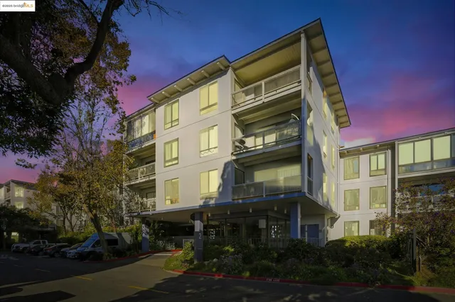 $339,000 | 2 Admiral Drive, Unit B276, Emeryville, CA 94608