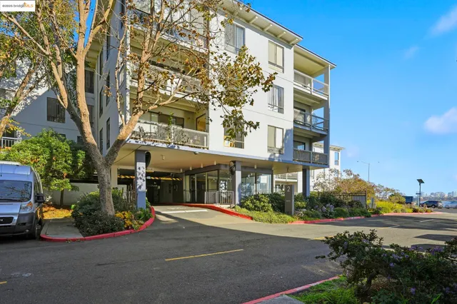 $339,000 | 2 Admiral Drive, Unit B276, Emeryville, CA 94608