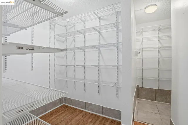 $339,000 | 2 Admiral Drive, Unit B276, Emeryville, CA 94608