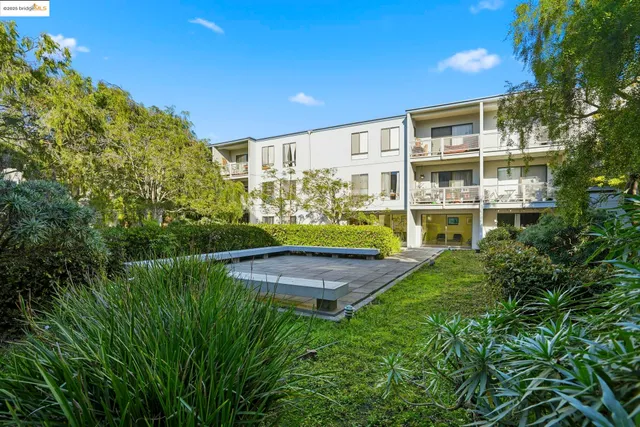 $339,000 | 2 Admiral Drive, Unit B276, Emeryville, CA 94608