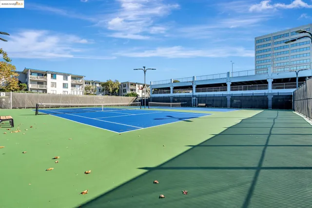 $339,000 | 2 Admiral Drive, Unit B276, Emeryville, CA 94608