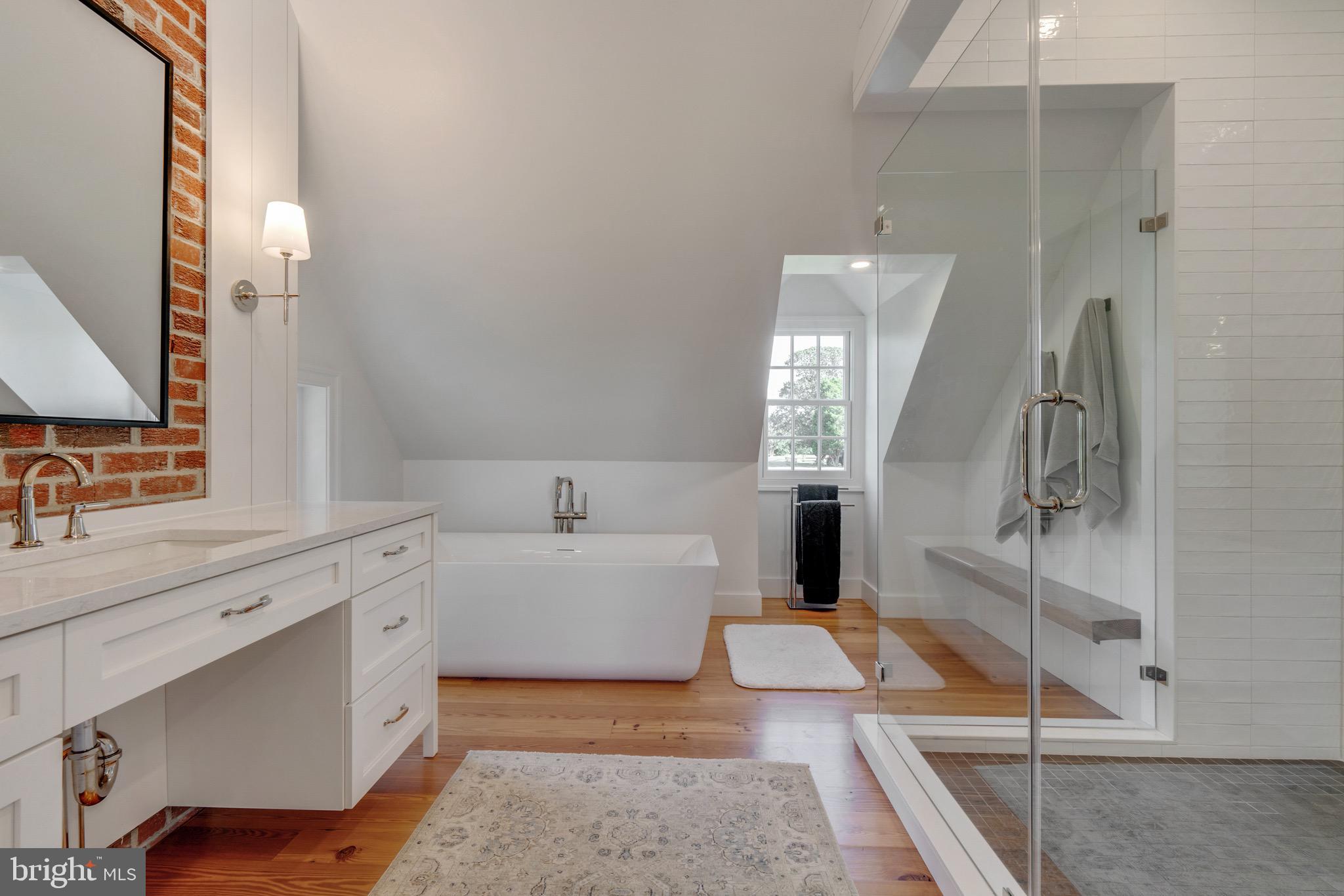 6029 Edesville Road Rock Hall, MD 21661 - Photo 19 of 75 Soaking tub