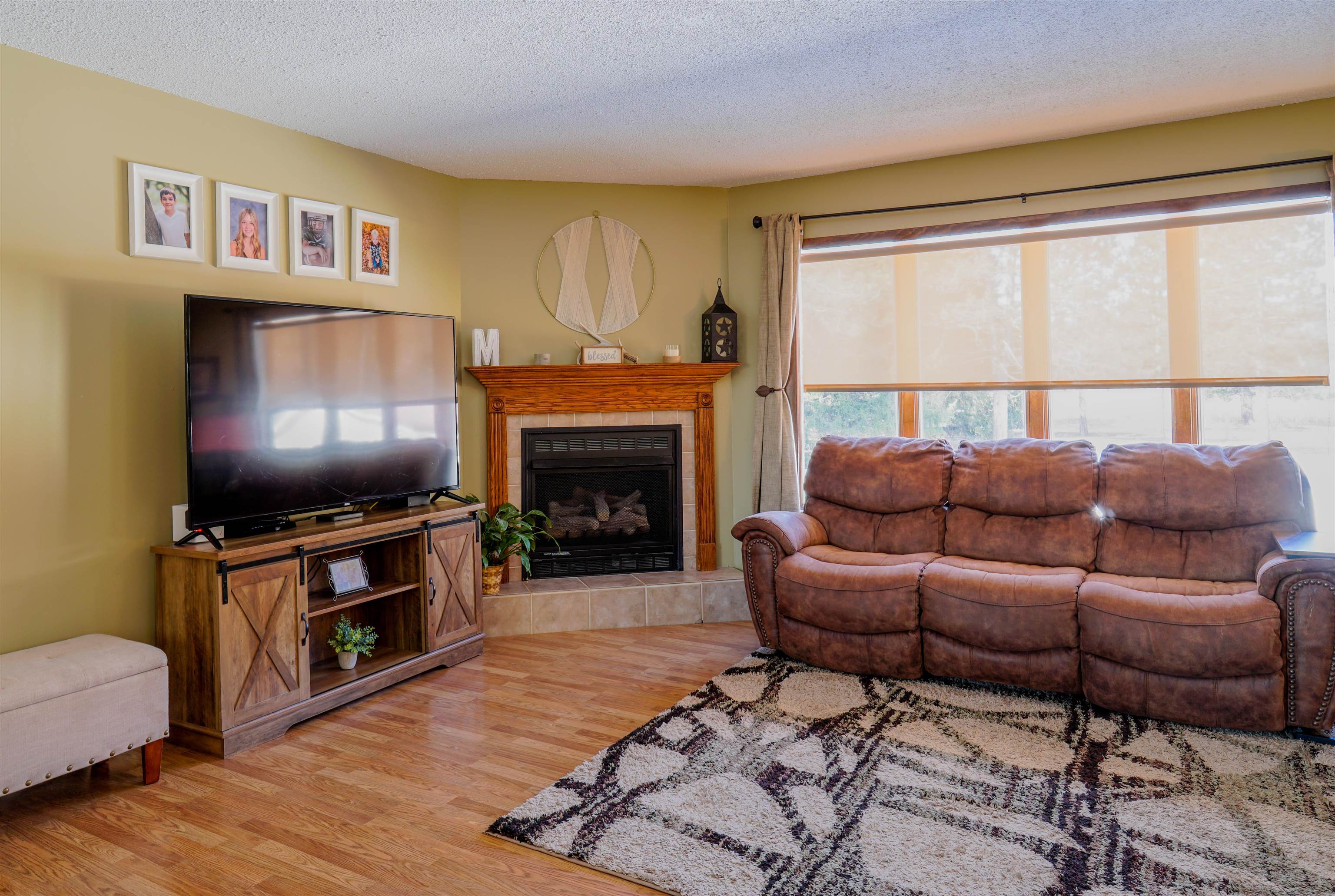 3074 North Lewis Road Coleman, MI 48618 - Photo 4 of 26