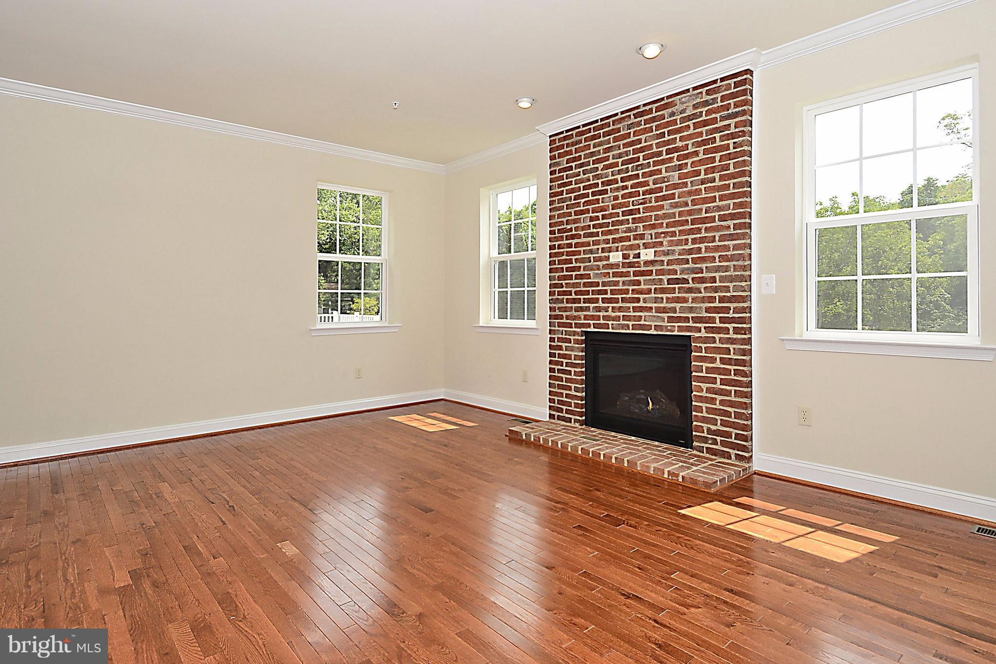 8170 Hicks Road Jessup, MD 20794 - Photo 10 of 30 Family Room