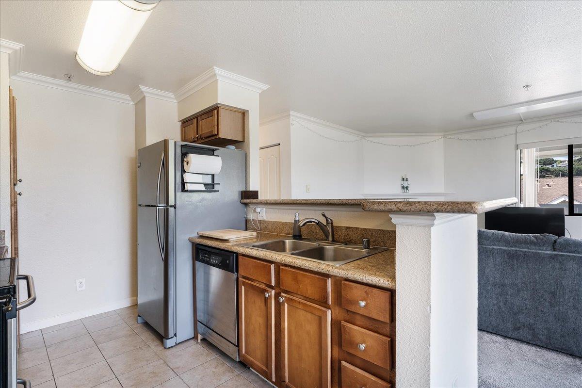 41 Grandview Street, Unit 1604 Santa Cruz, CA 95060 - Photo 11 of 19