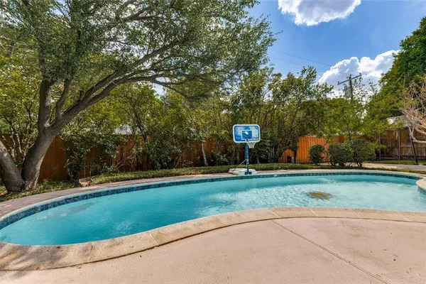 $6,000 | 7328 Mimosa Lane, Dallas, TX 75230