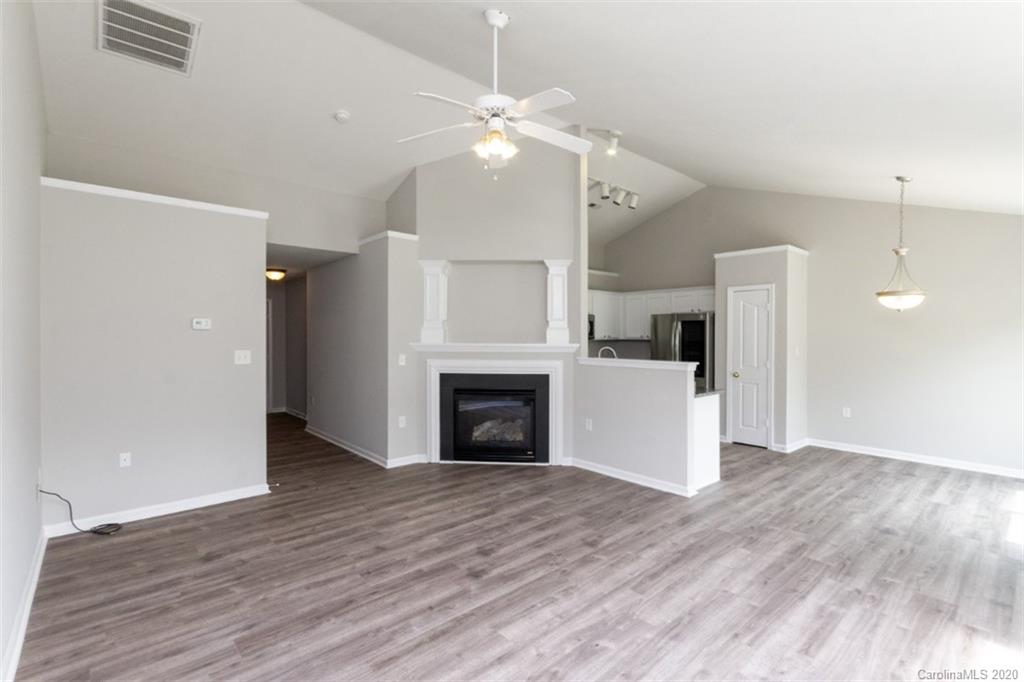 190 Mott Road Mooresville, NC 28115 - Photo 2 of 19 Gallery Image 2