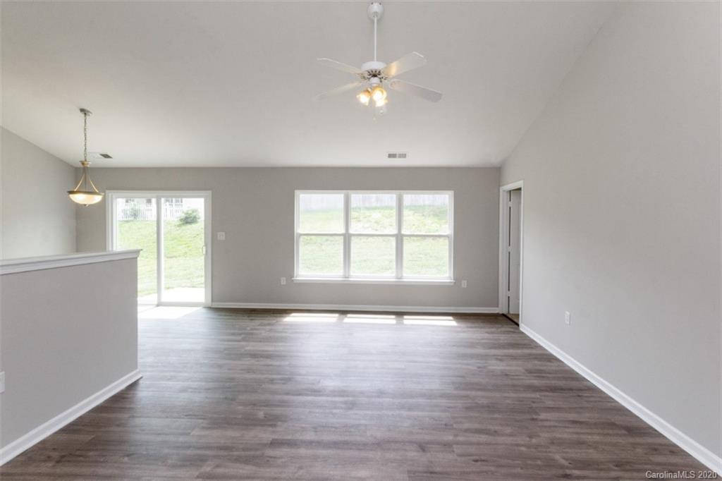 190 Mott Road Mooresville, NC 28115 - Photo 4 of 19 Gallery Image 4