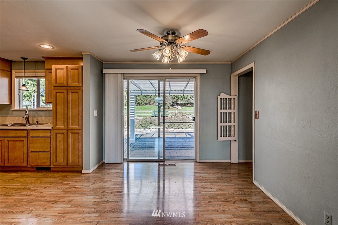 17515 Allen Road Bow, WA 98232 - Photo 8 of 23 Gallery Image 8