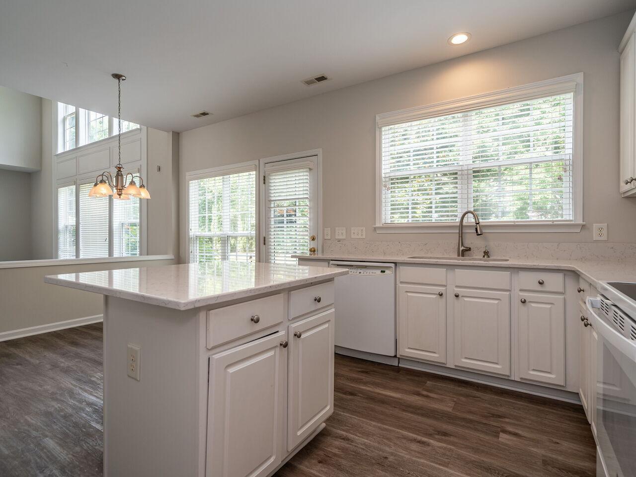 5404 Glorietta Circle Raleigh, NC 27613 - Photo 15 of 39 Photo #19