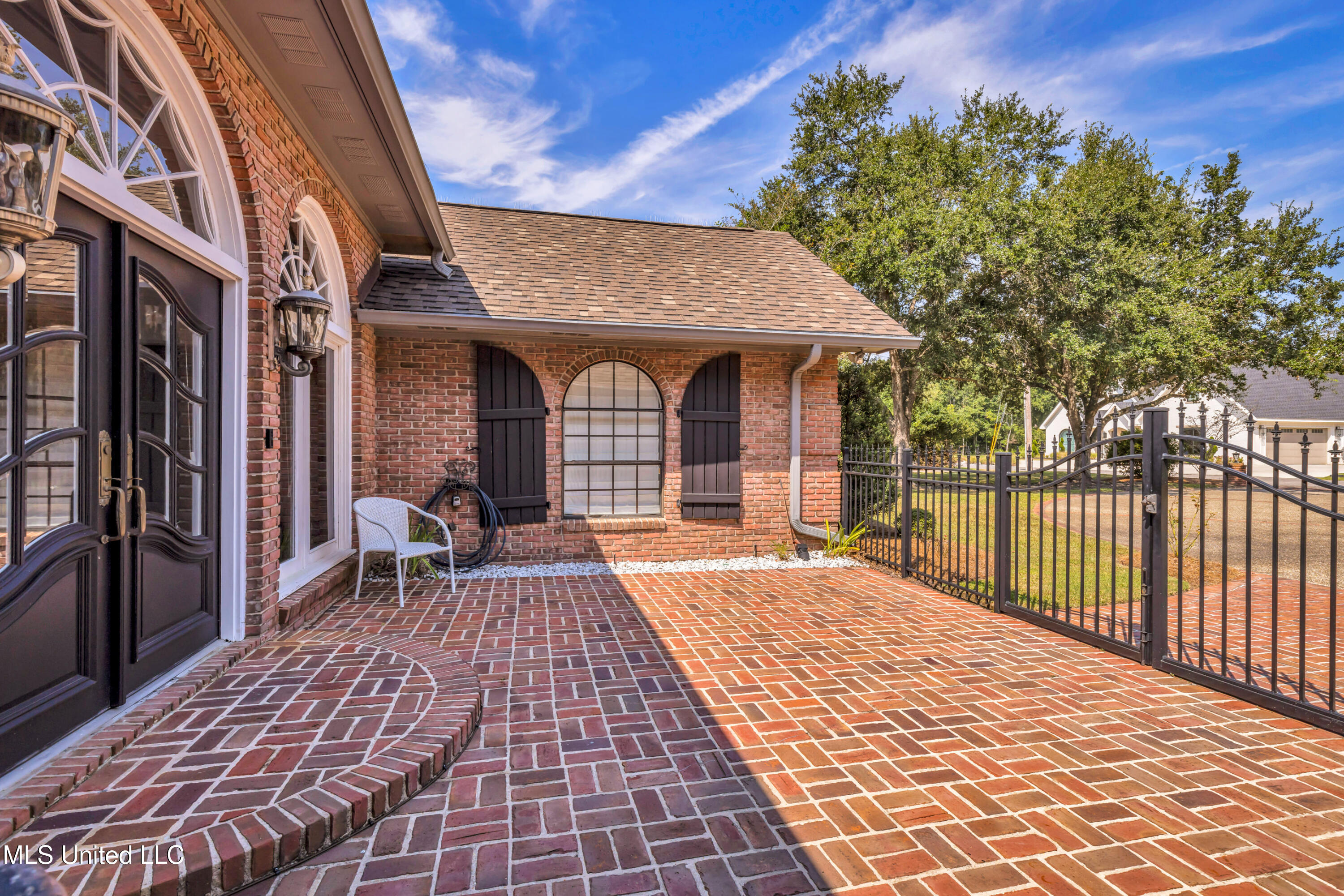13613 Paraiso Road Ocean Springs, MS 39564 - Photo 5 of 58 13163ParaisoRd-9
