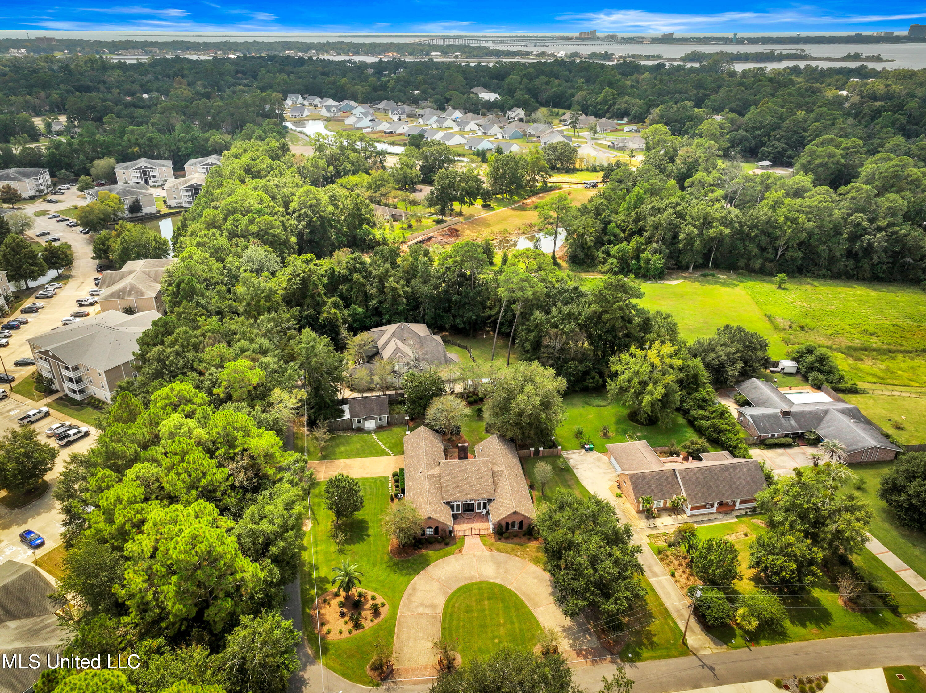 13613 Paraiso Road Ocean Springs, MS 39564 - Photo 58 of 58 13163ParaisoRd-65