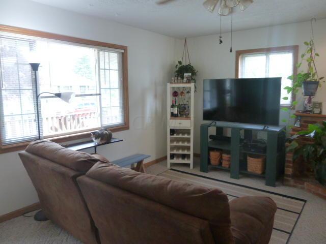 3826 Evanston Road Columbus, OH 43232 - Photo 8 of 46 Gallery Image 8