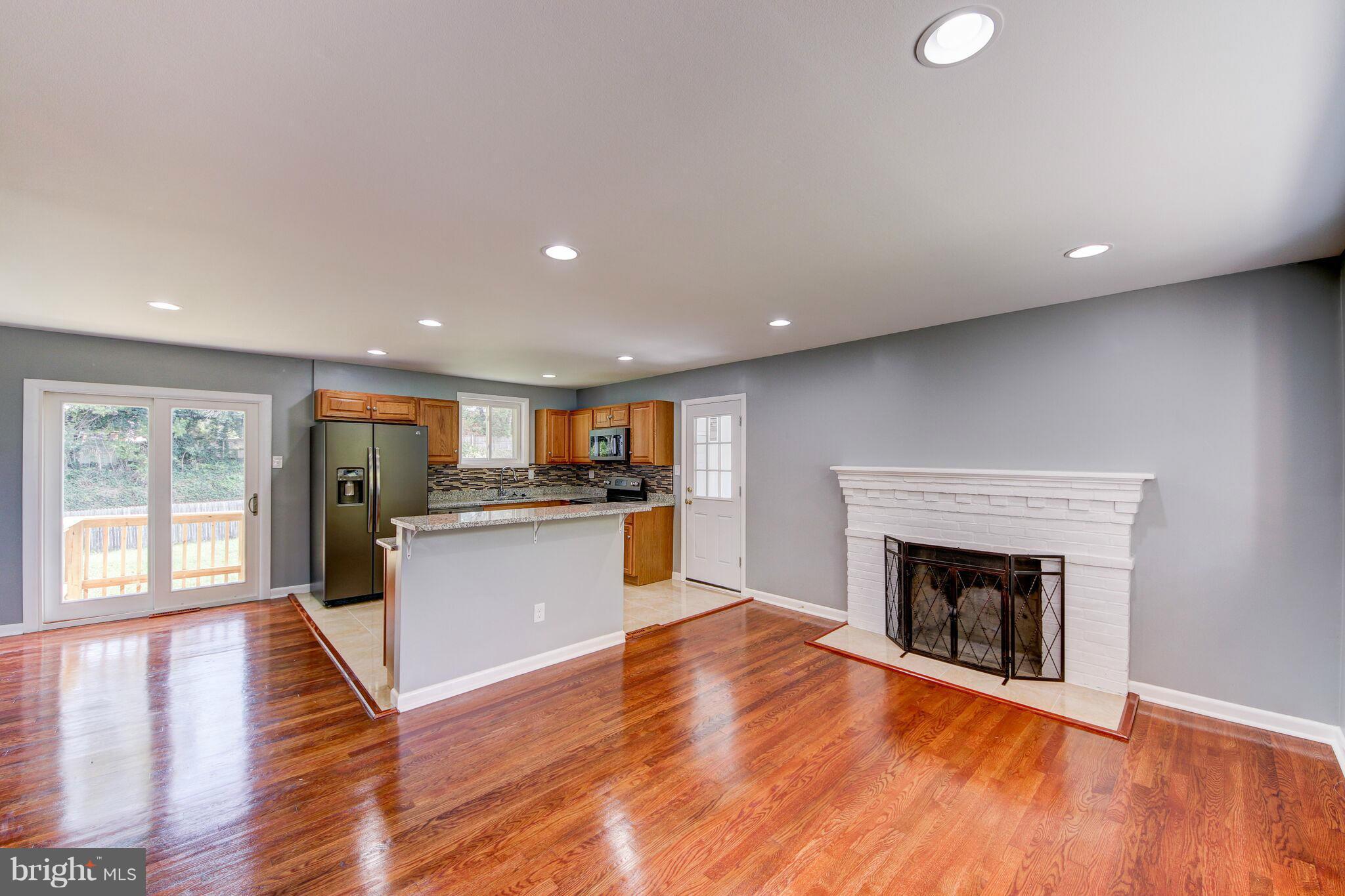 6216 Claridge Road Temple Hills, MD 20748 - Photo 3 of 27 Interior (General)