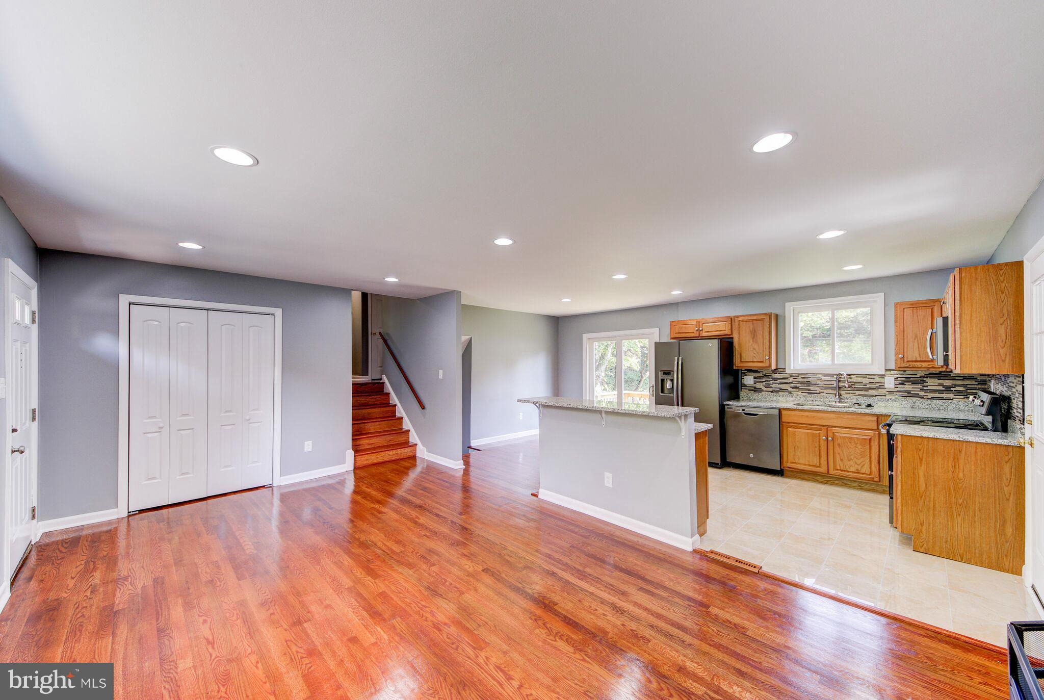 6216 Claridge Road Temple Hills, MD 20748 - Photo 4 of 27 Interior (General)