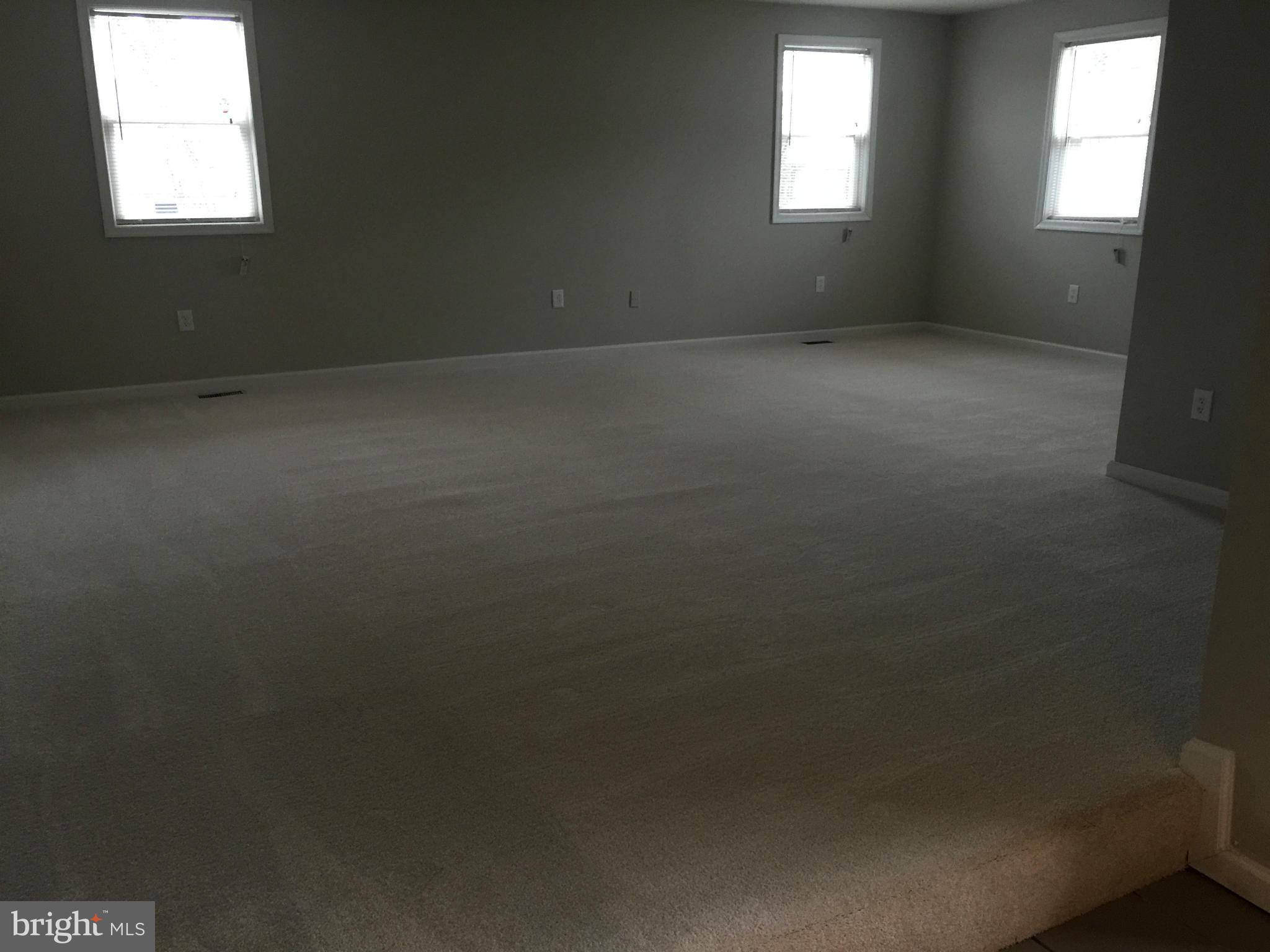 7718 Normandy Road Landover, MD 20785 - Photo 10 of 11 Rec room