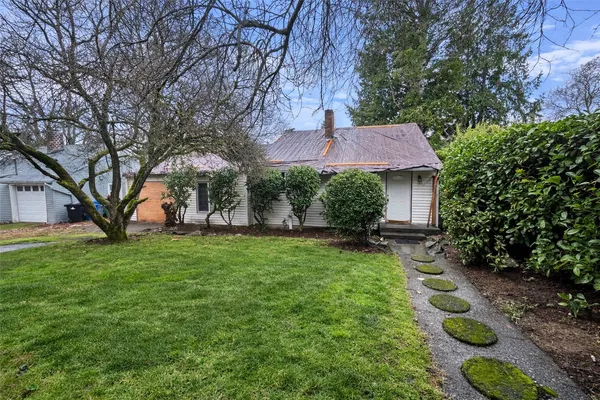 $640,000 | 16919 12th Place Northeast, Shoreline, WA 98155