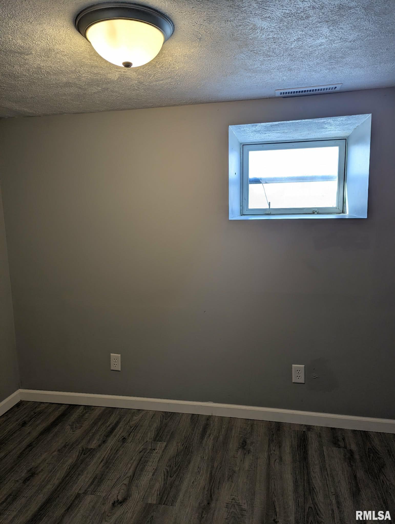 1301 Morton Avenue Springfield, IL 62702 - Photo 20 of 30 Gallery Image 20