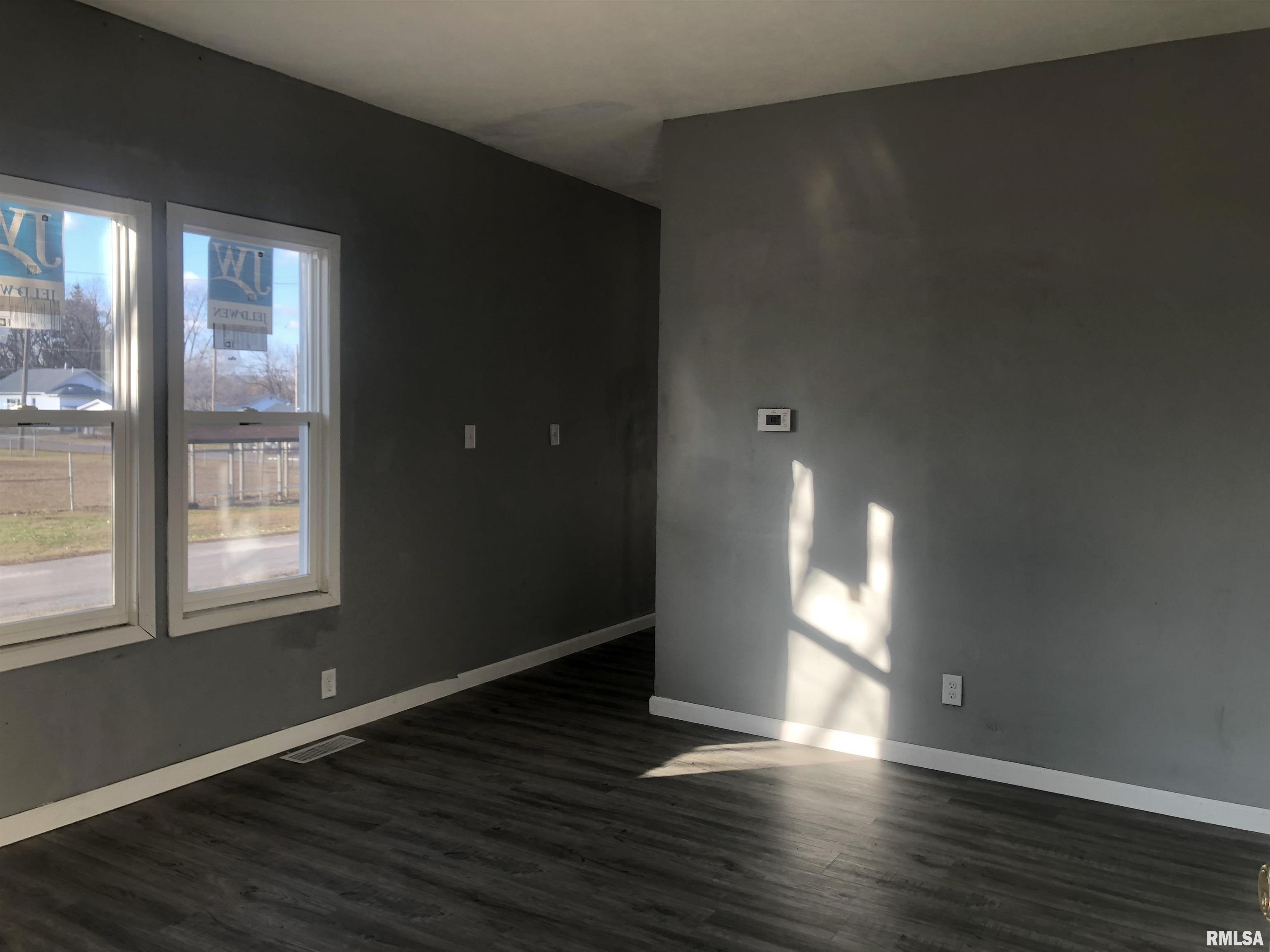 1301 Morton Avenue Springfield, IL 62702 - Photo 2 of 11