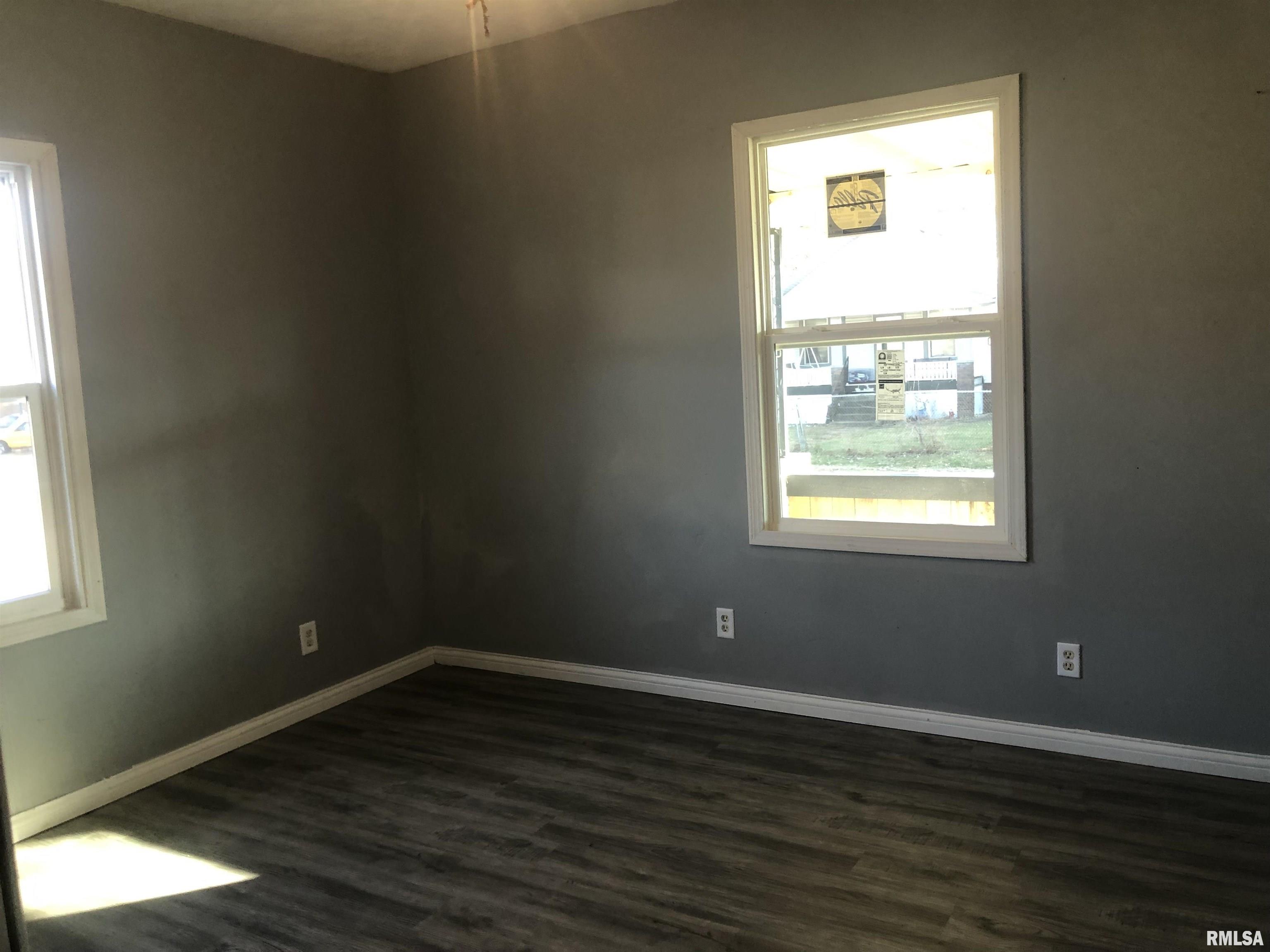 1301 Morton Avenue Springfield, IL 62702 - Photo 8 of 11