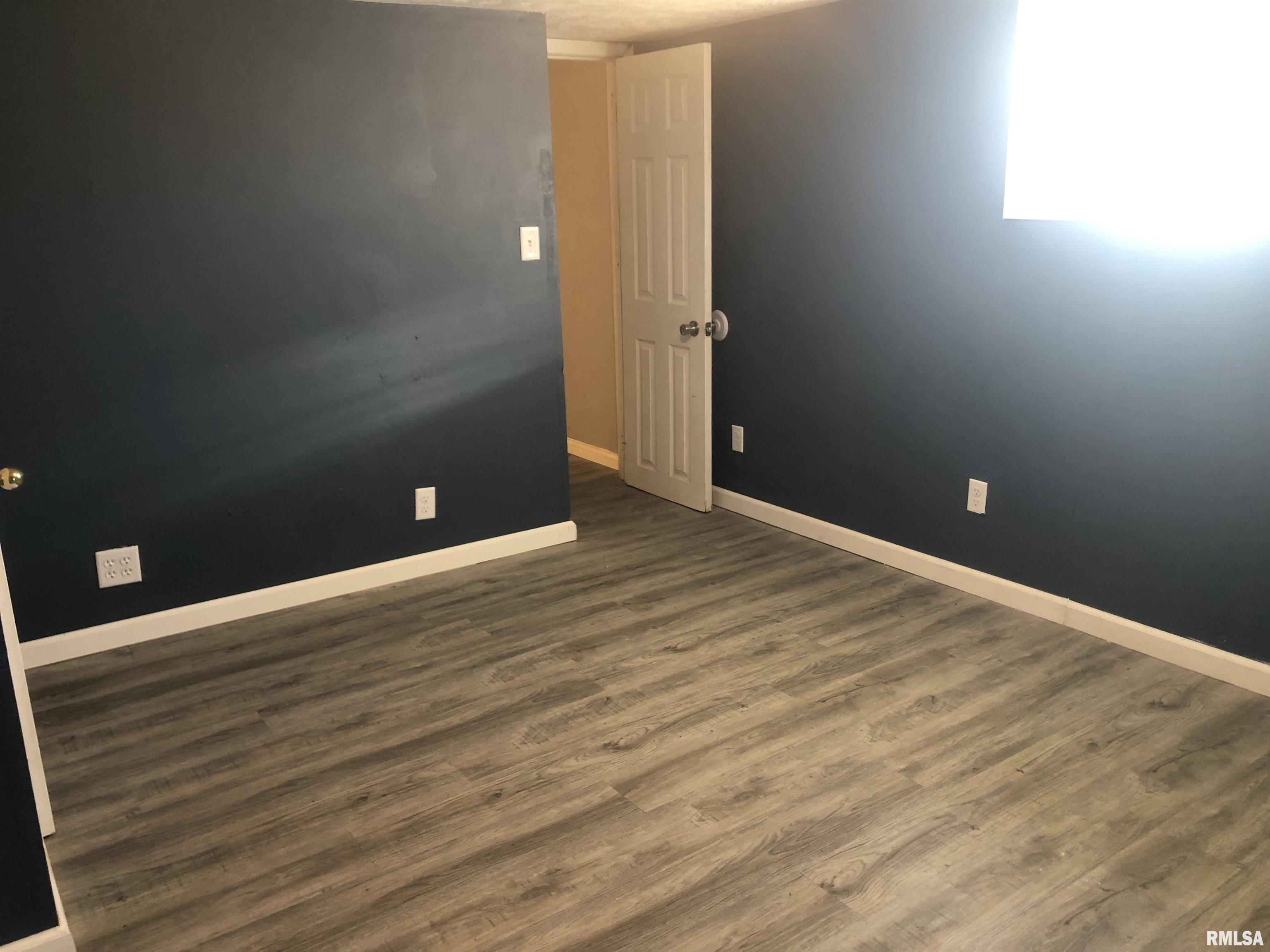 1301 Morton Avenue Springfield, IL 62702 - Photo 10 of 11