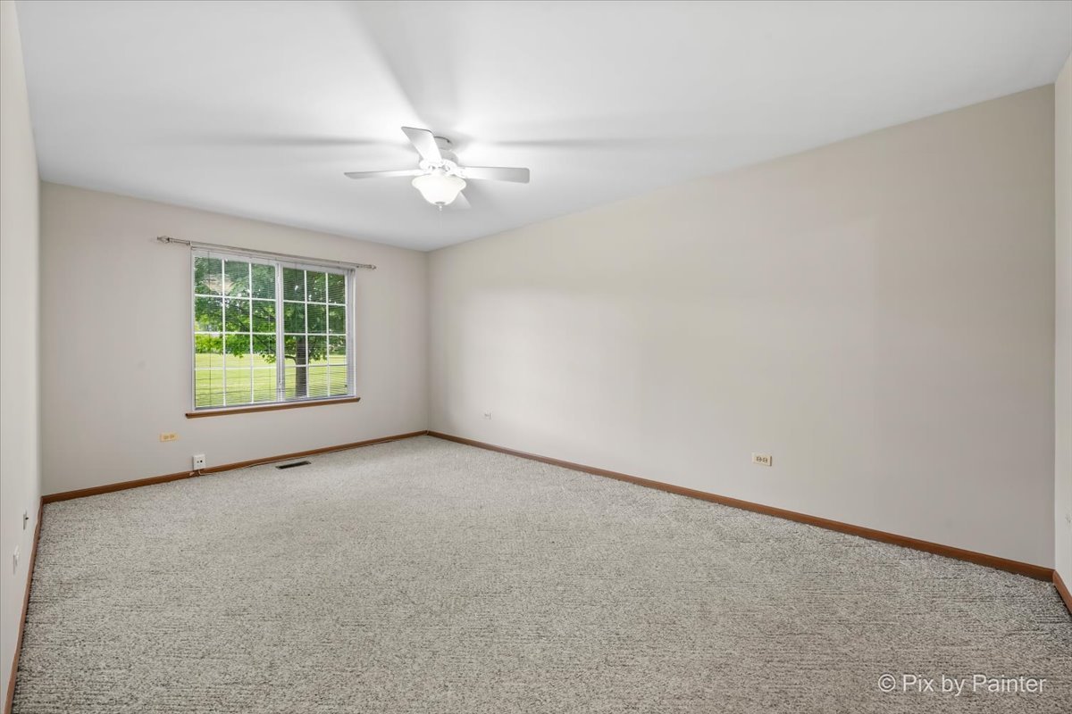 917 Golf Course Road, Unit 2 Crystal Lake, IL 60014 - Photo 13 of 44