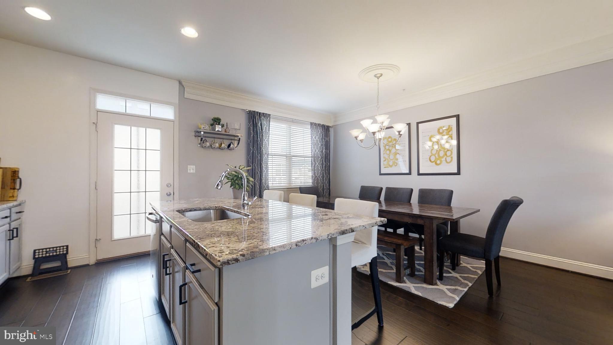 22490 Newcut Road Clarksburg, MD 20871 - Photo 11 of 37 Large Island
