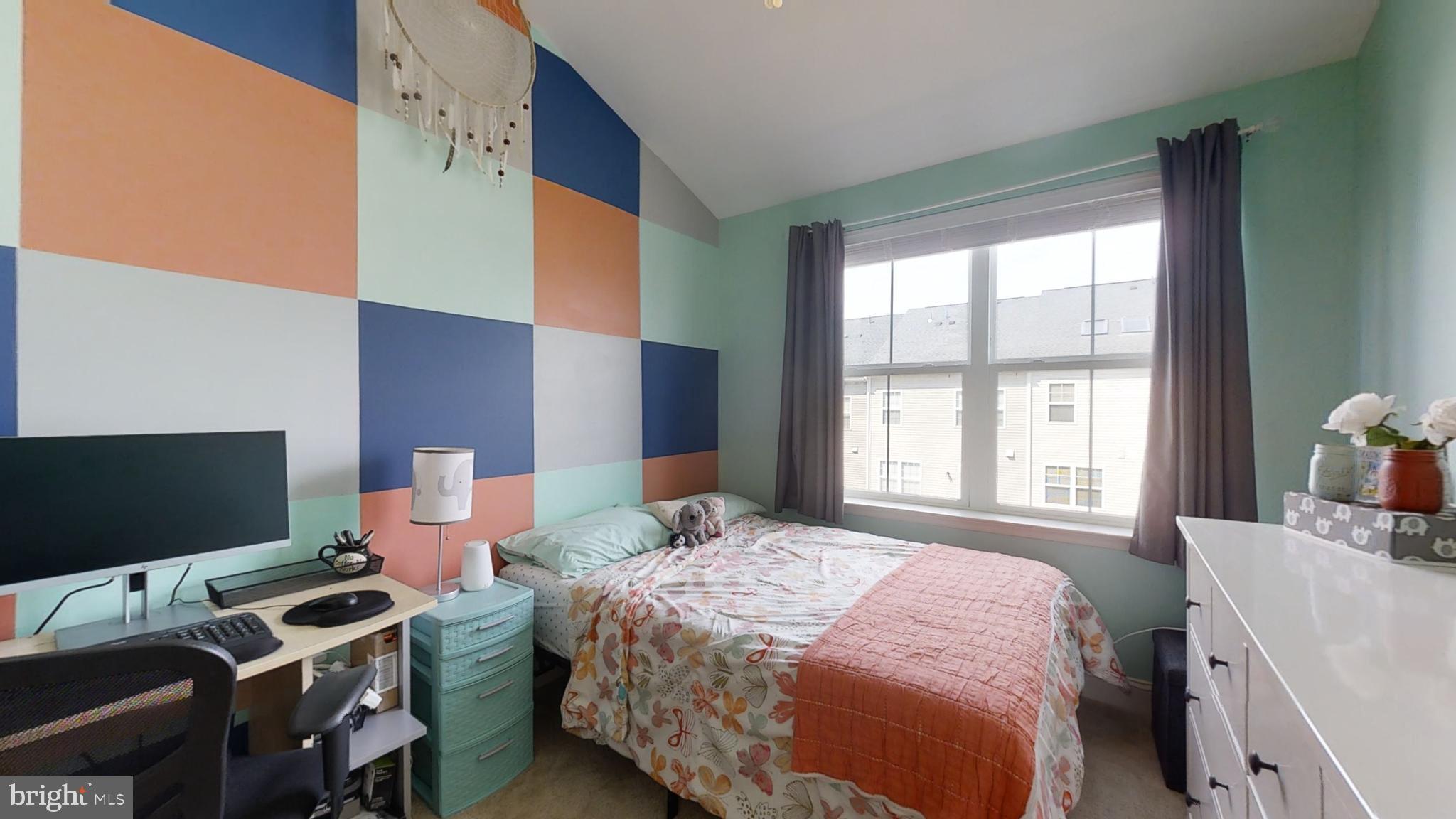 22490 Newcut Road Clarksburg, MD 20871 - Photo 23 of 37 2nd Bedroom