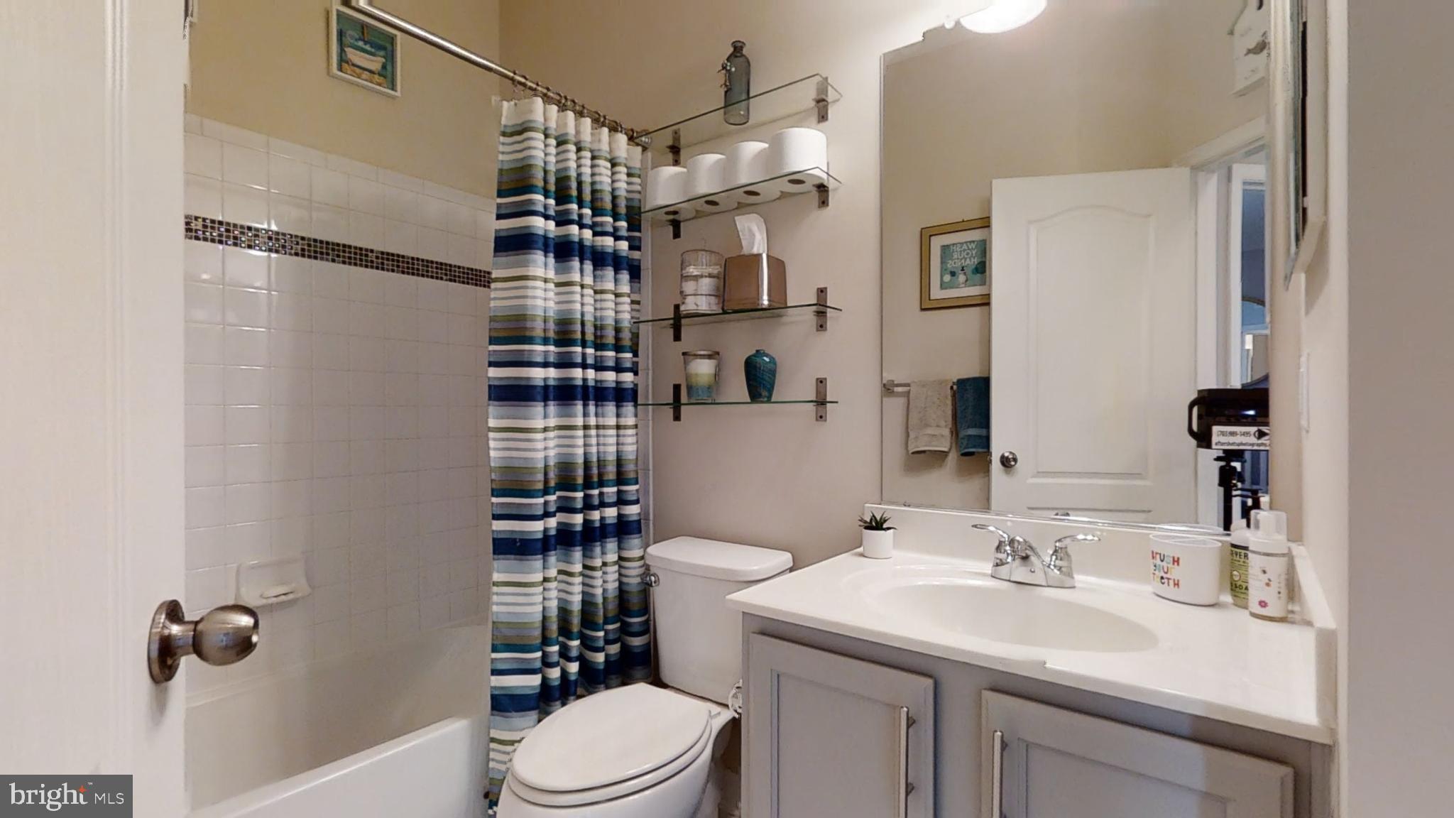 22490 Newcut Road Clarksburg, MD 20871 - Photo 27 of 37 Full Bath